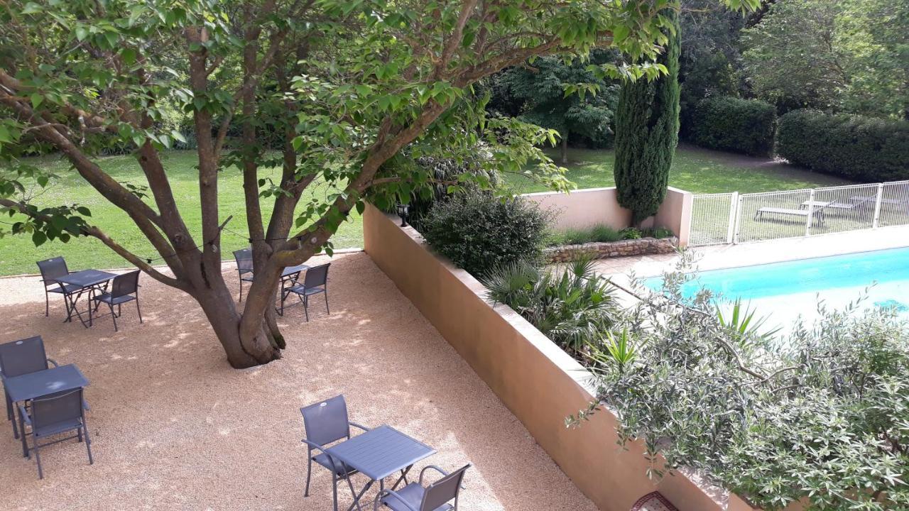 Le Mas Des Vergers Salon-de-Provence Buitenkant foto